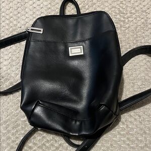 Kenneth Cole Black Leather Backpack